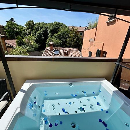 Frassinago Deluxe Suites-Bolognarooms 外观 照片