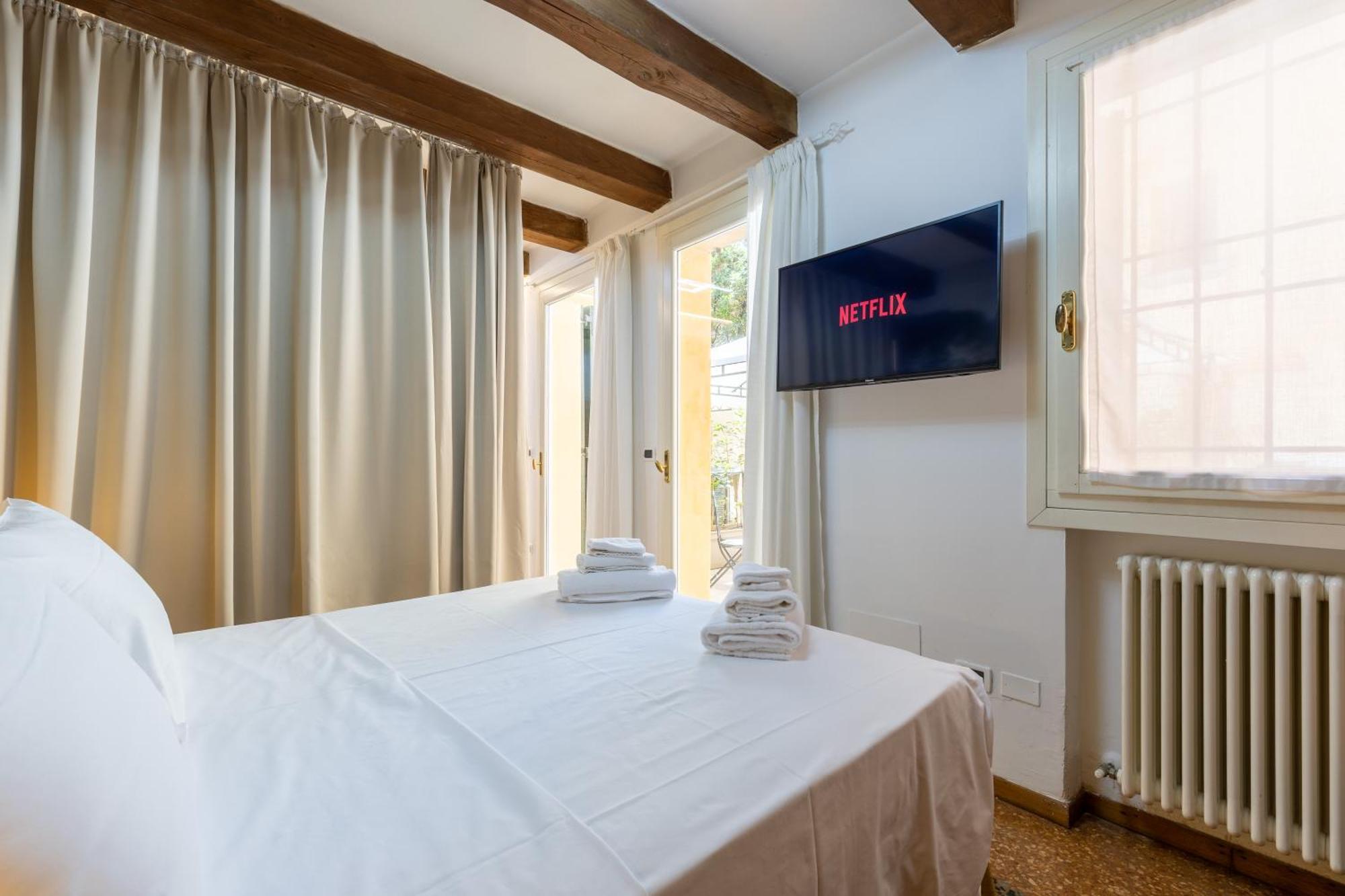 Frassinago Deluxe Suites-Bolognarooms 外观 照片