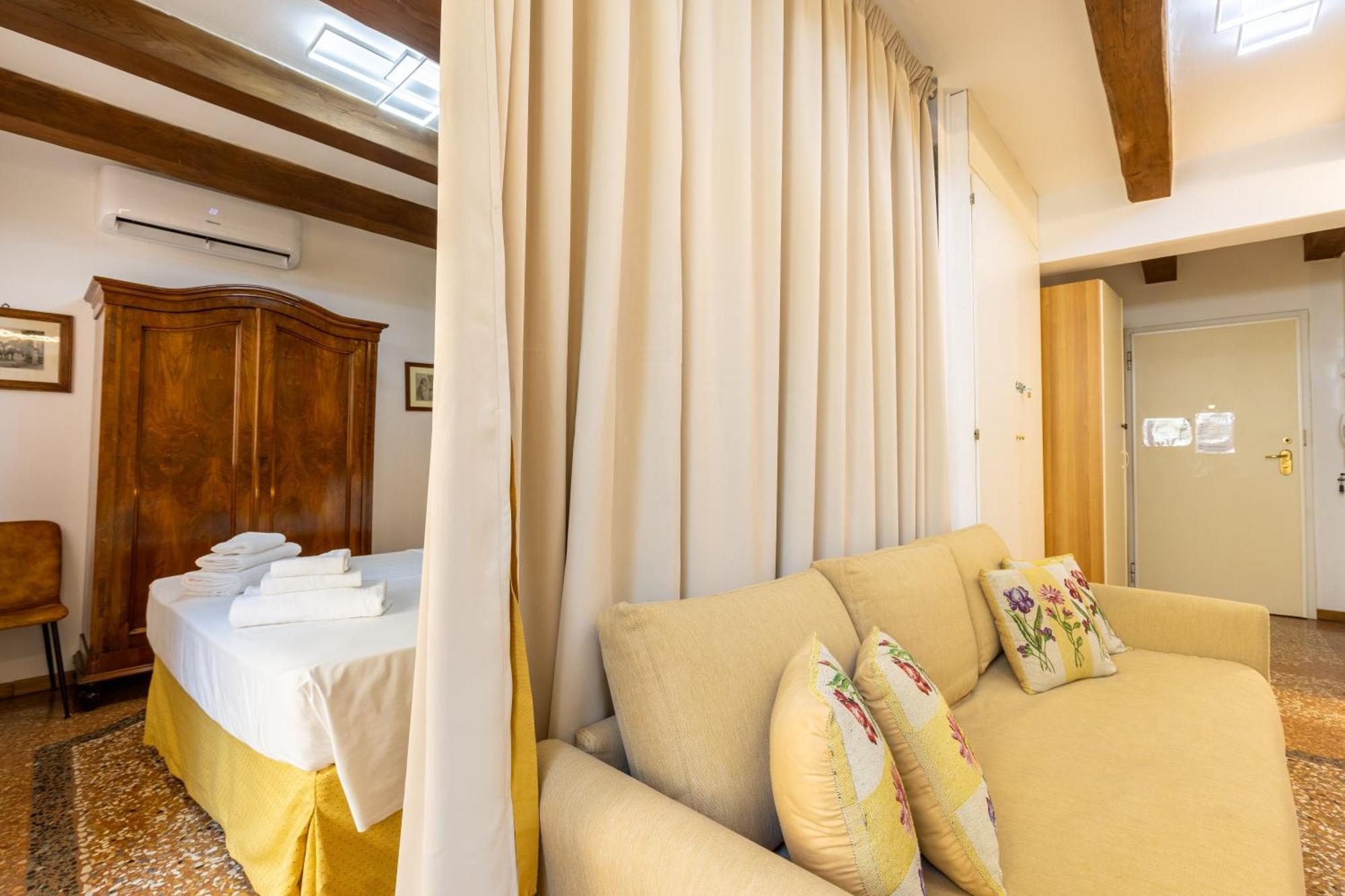 Frassinago Deluxe Suites-Bolognarooms 外观 照片