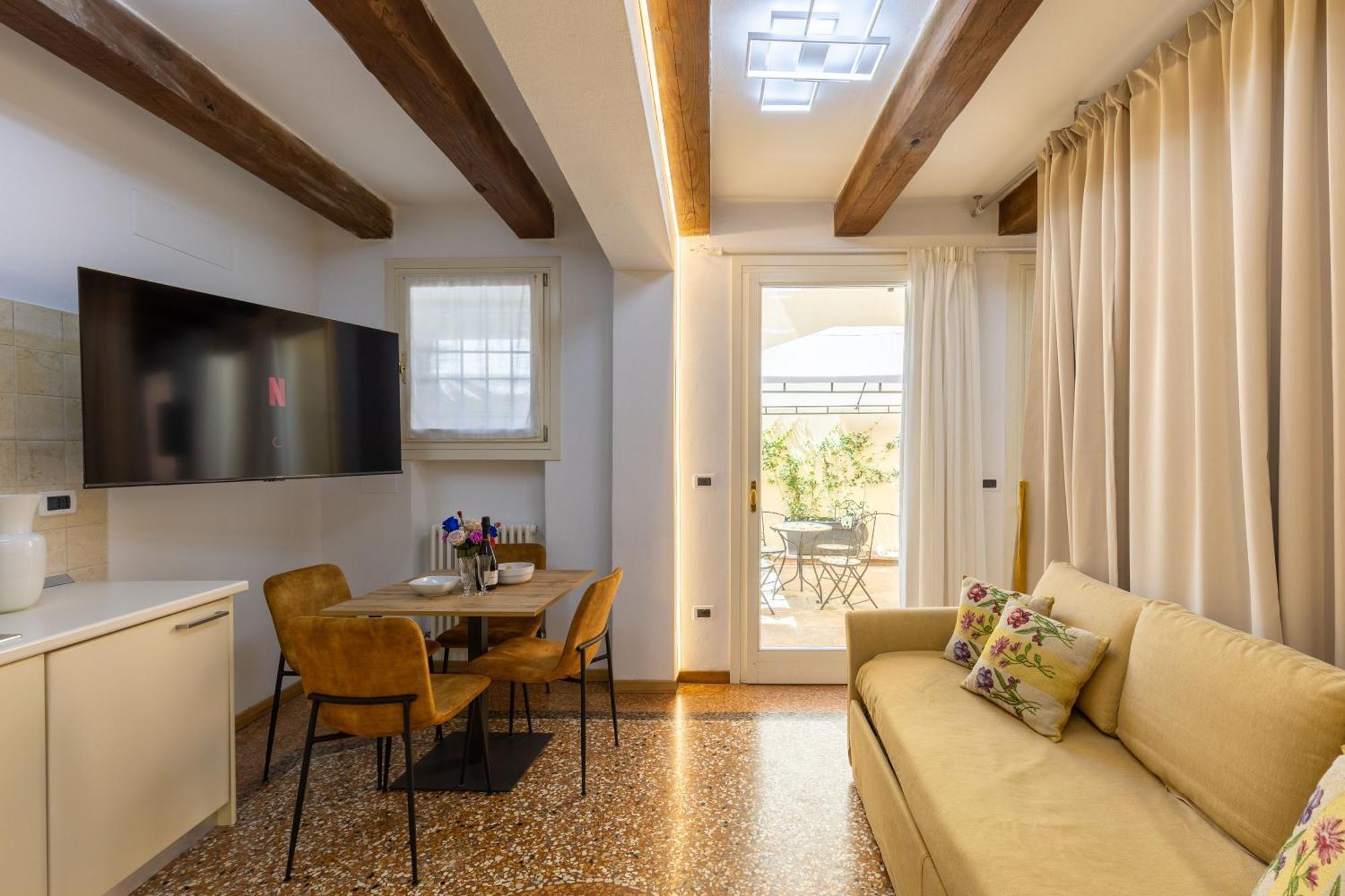 Frassinago Deluxe Suites-Bolognarooms 外观 照片