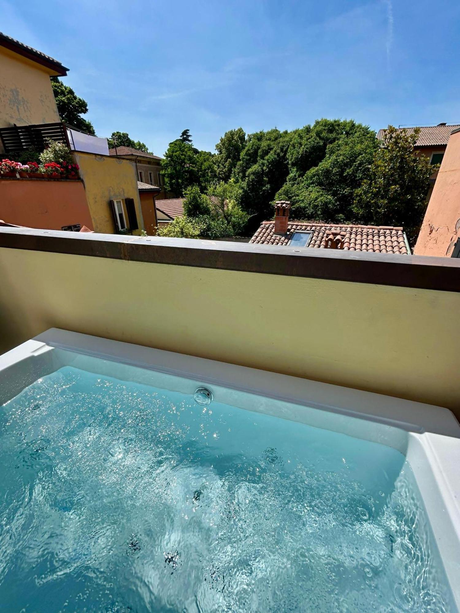 Frassinago Deluxe Suites-Bolognarooms 外观 照片
