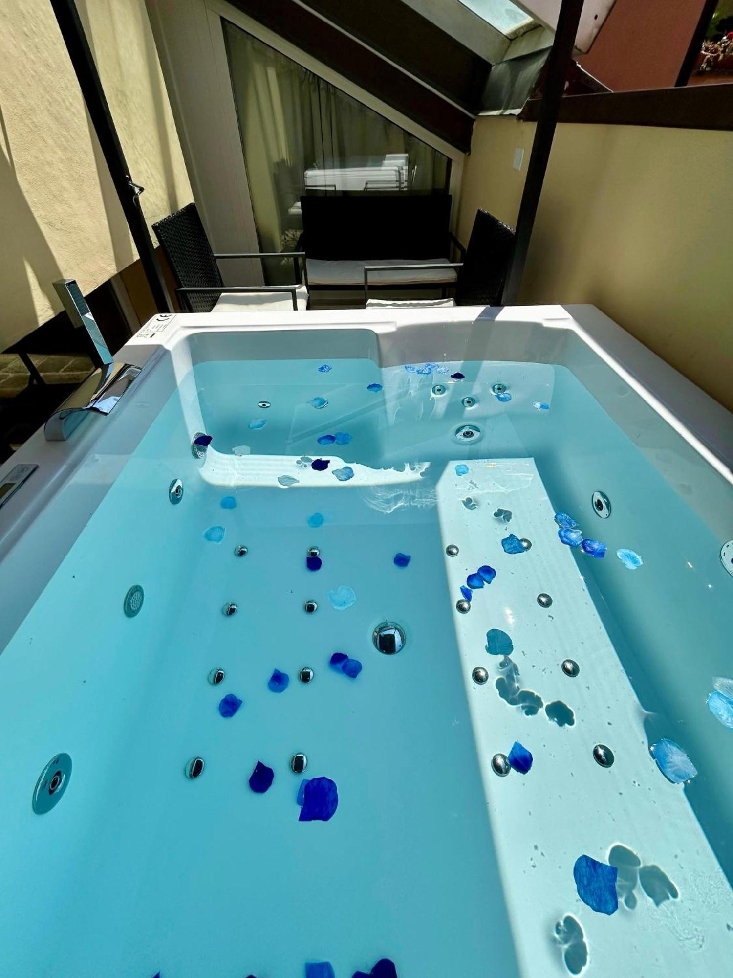 Frassinago Deluxe Suites-Bolognarooms 外观 照片